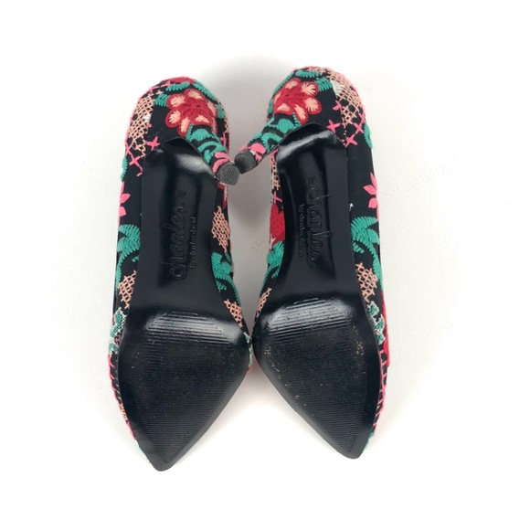 Charles David ‘Addie’ Floral Embroidered Pump - Picture 9 of 15